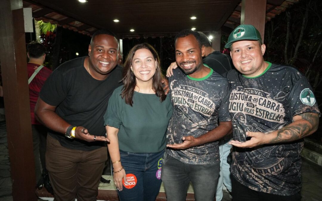 Fernanda Neves participa de encontro com dirigentes de escolas de samba de Niterói